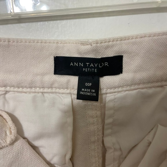 Ann Taylor Petite Sailor Wide Leg Cropped Pants Denim Cream Size 00P Old Money - Picture 2 of 4